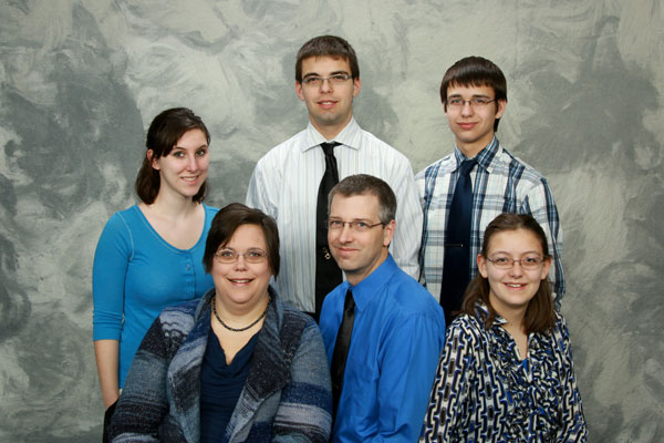 Bonnie and Troy Heck and Family